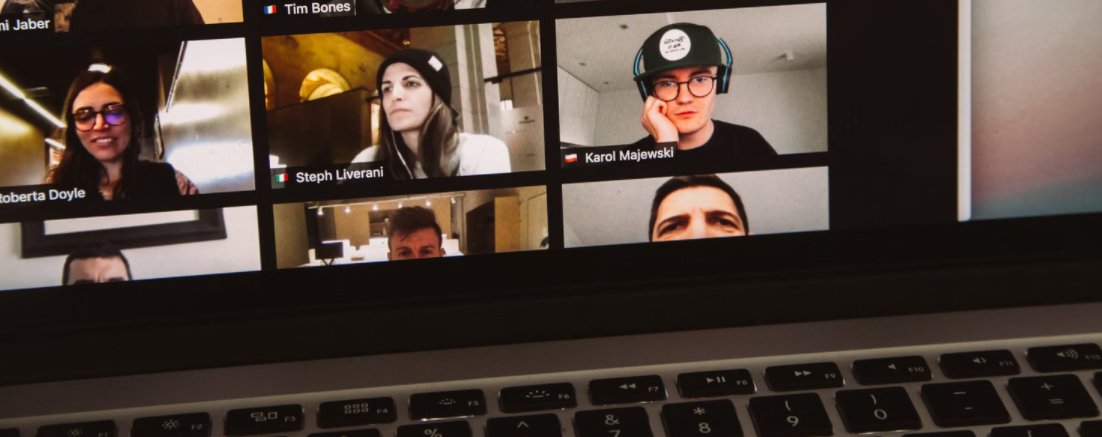 Are UK Companies Still Opting For Hybrid Workplaces The Directors Choice